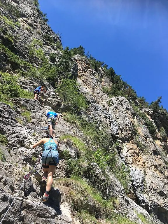 ***  Camping New Rabioux Châteauroux-les-Alpes France