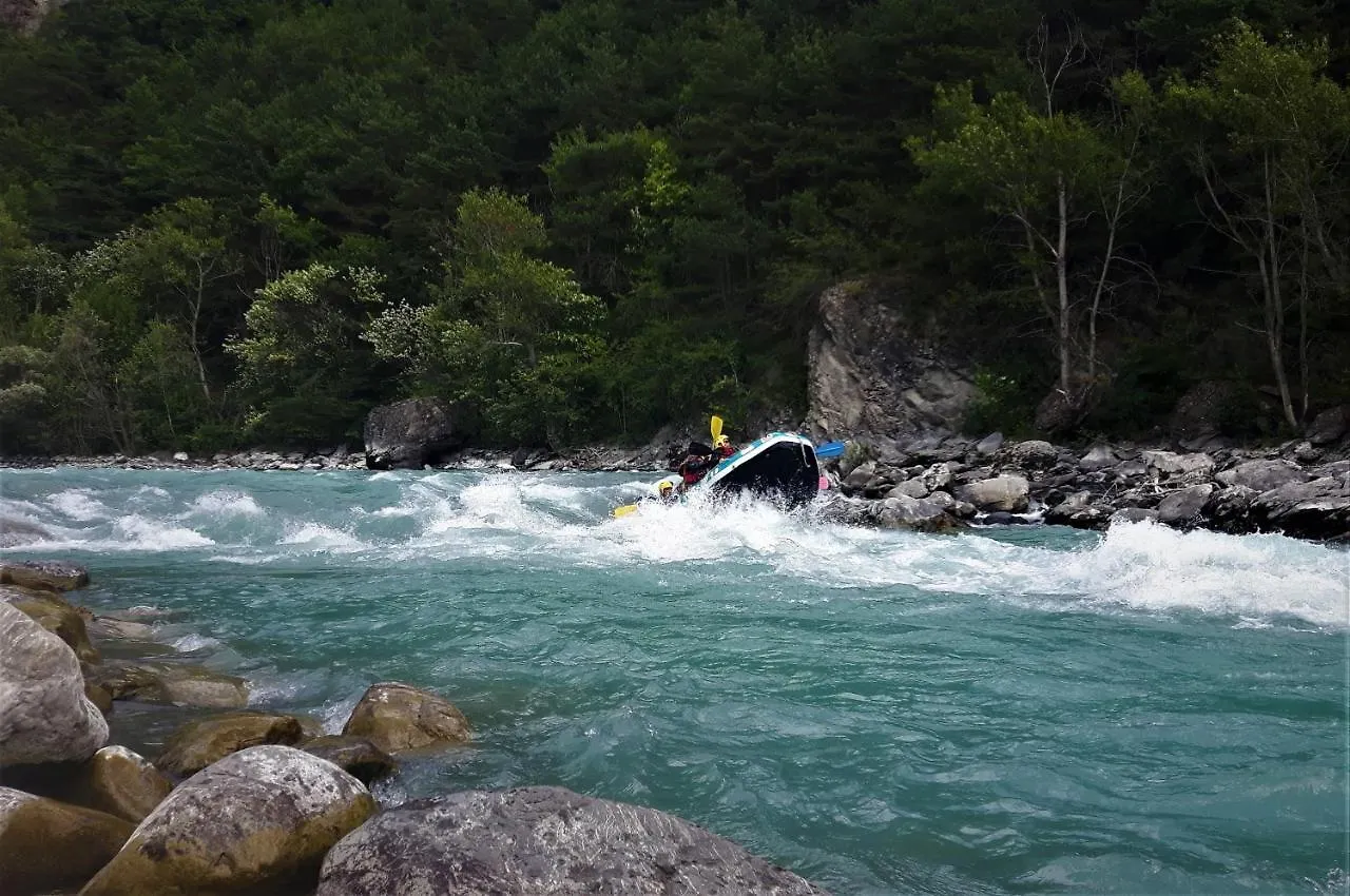 Camping New Rabioux Châteauroux-les-Alpes