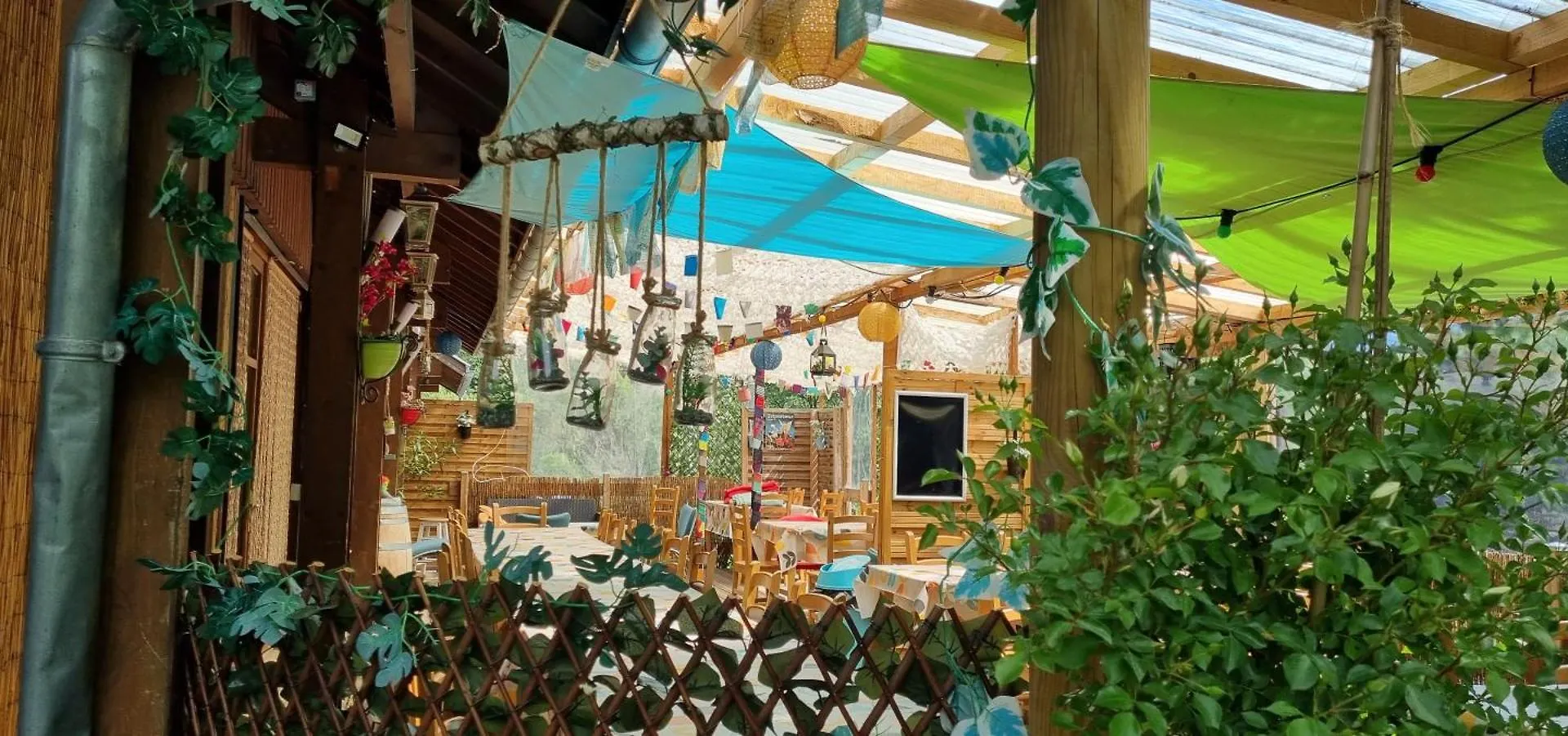 Camping New Rabioux Chateauroux-les-Alpes