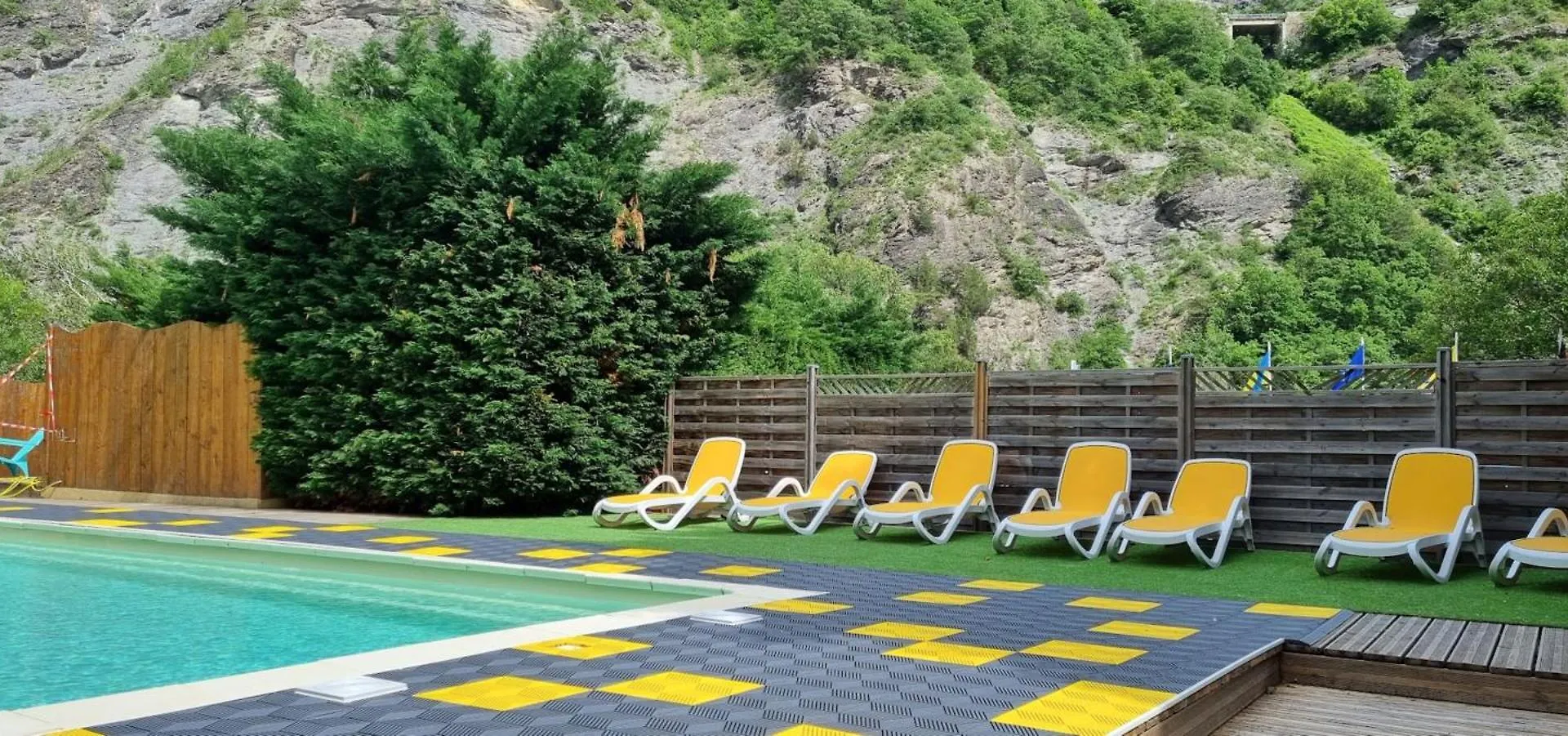 Camping New Rabioux location