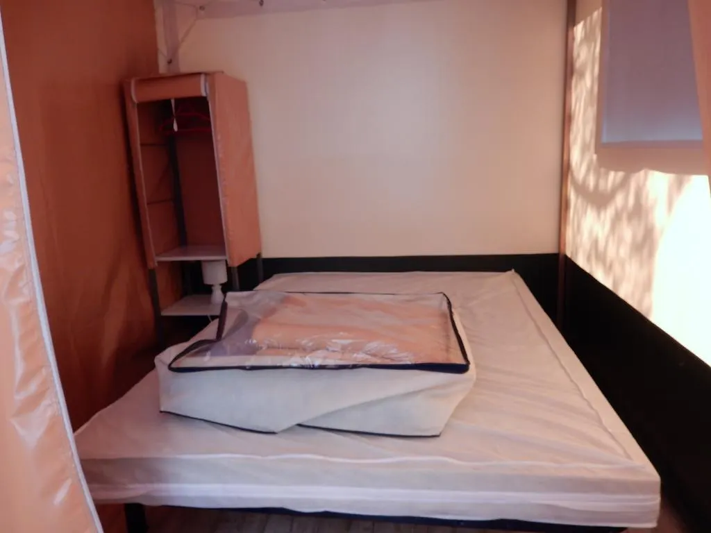 Camping New Rabioux Chateauroux-les-Alpes Campsite