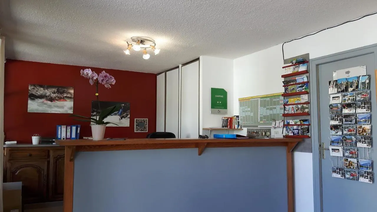 Campsite Camping New Rabioux Chateauroux-les-Alpes
